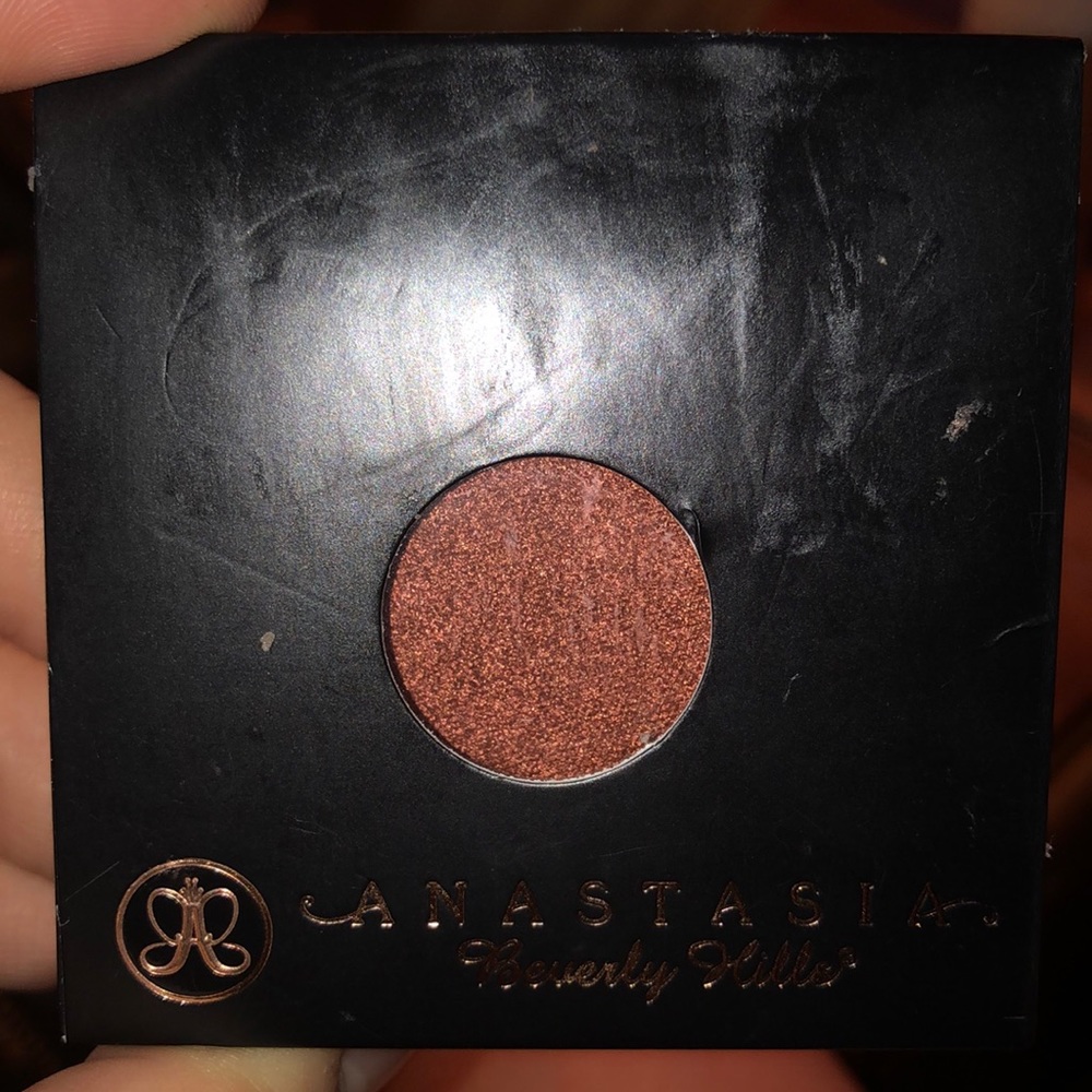 Anastasia eyeshadow-“Henna”